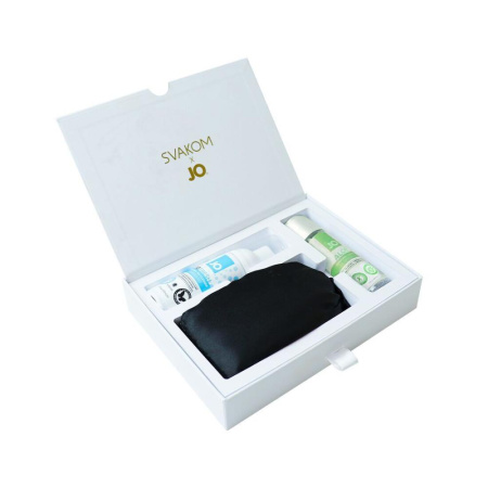 Подарочный набор Svakom Anniversary Box: вакуумный стимулятор, ленты, маска, лубрикант, спрей || Подарунковий набір Svakom Anniversary Box: вакуумний стимулятор, стрічки, маска, лубрикант, спрей